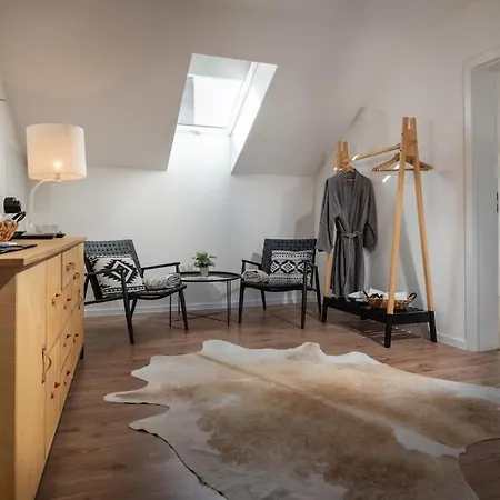 Apartment Pod Vezou 2 *